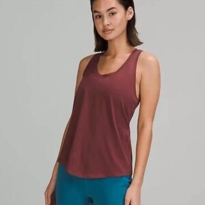 Lululemon Love  tank wine size 4